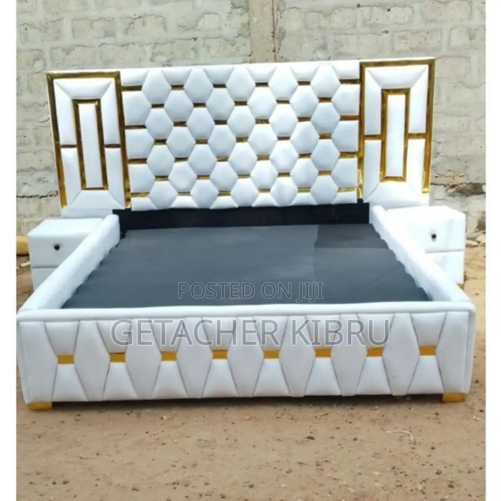 Ho.E Furniture Bed and Sofa
