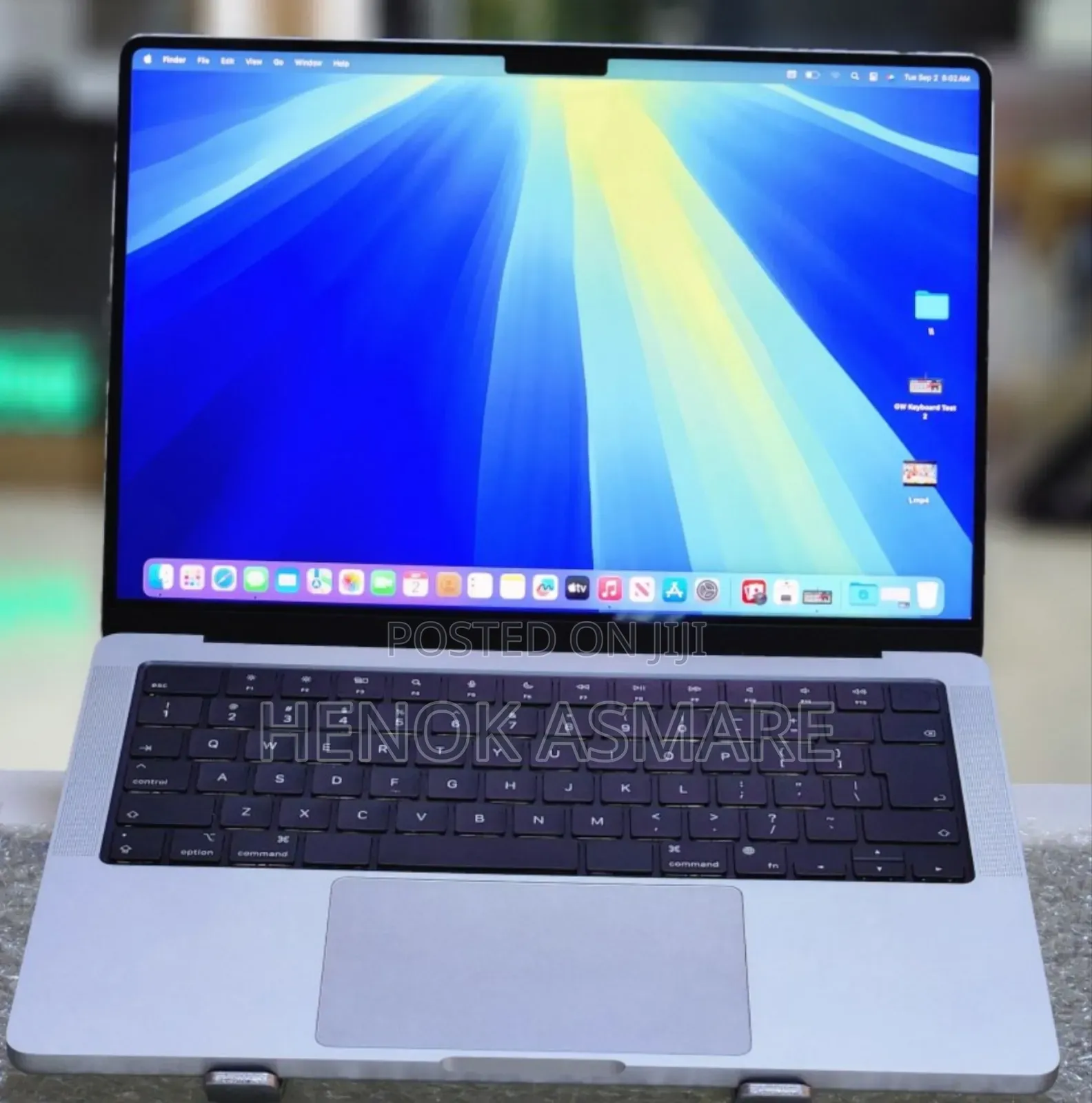 New Laptop Apple MacBook Pro M1 16GB Apple M1 Pro SSD 512GB