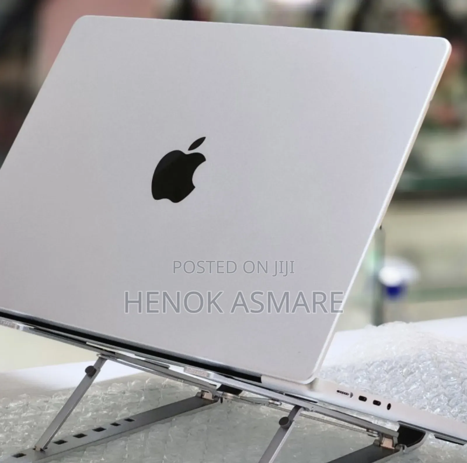 New Laptop Apple MacBook Pro M1 16GB Apple M1 Pro SSD 512GB