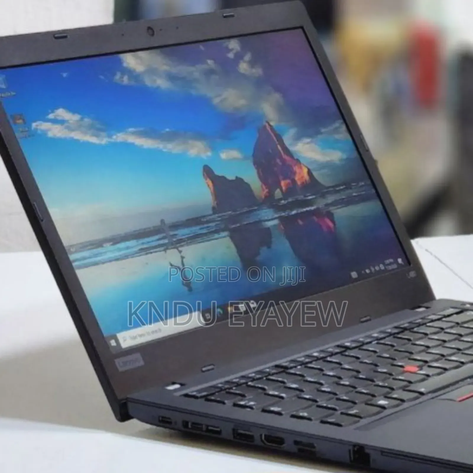 New Laptop Lenovo ThinkPad Yoga 8GB Intel Core I7 SSD 512GB