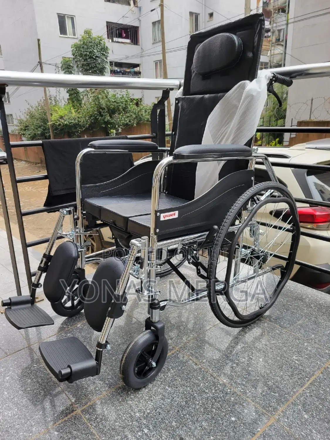 Commode Wheelchair領~Toilet Wheelchair።鍳features, Brand Material (E.G.,