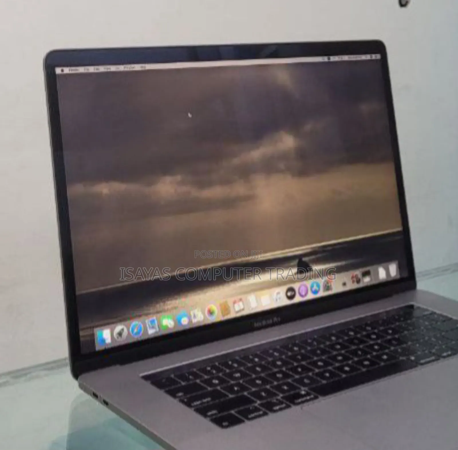 New Laptop Apple MacBook Pro 2019 32GB SSD 512GB