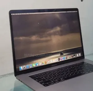 New Laptop Apple MacBook Pro 2019 32GB SSD 512GB