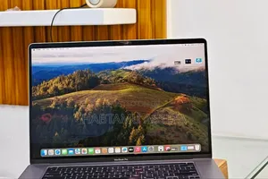 New Laptop Apple MacBook Pro 2019 64GB Intel Core I9 SSD 512GB