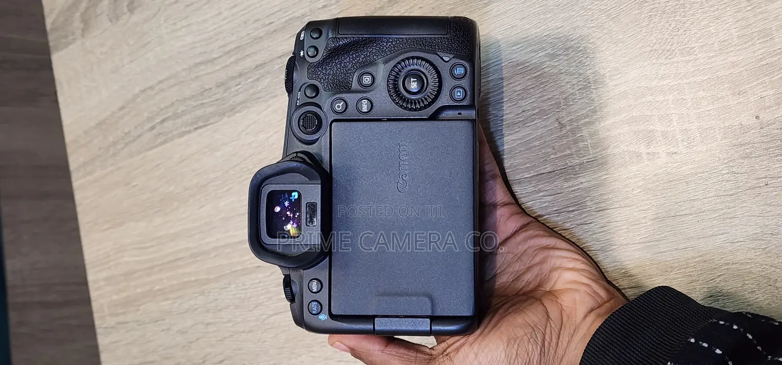 Canon Eos R5 Mirrorless Camera Body Only (Almost New)