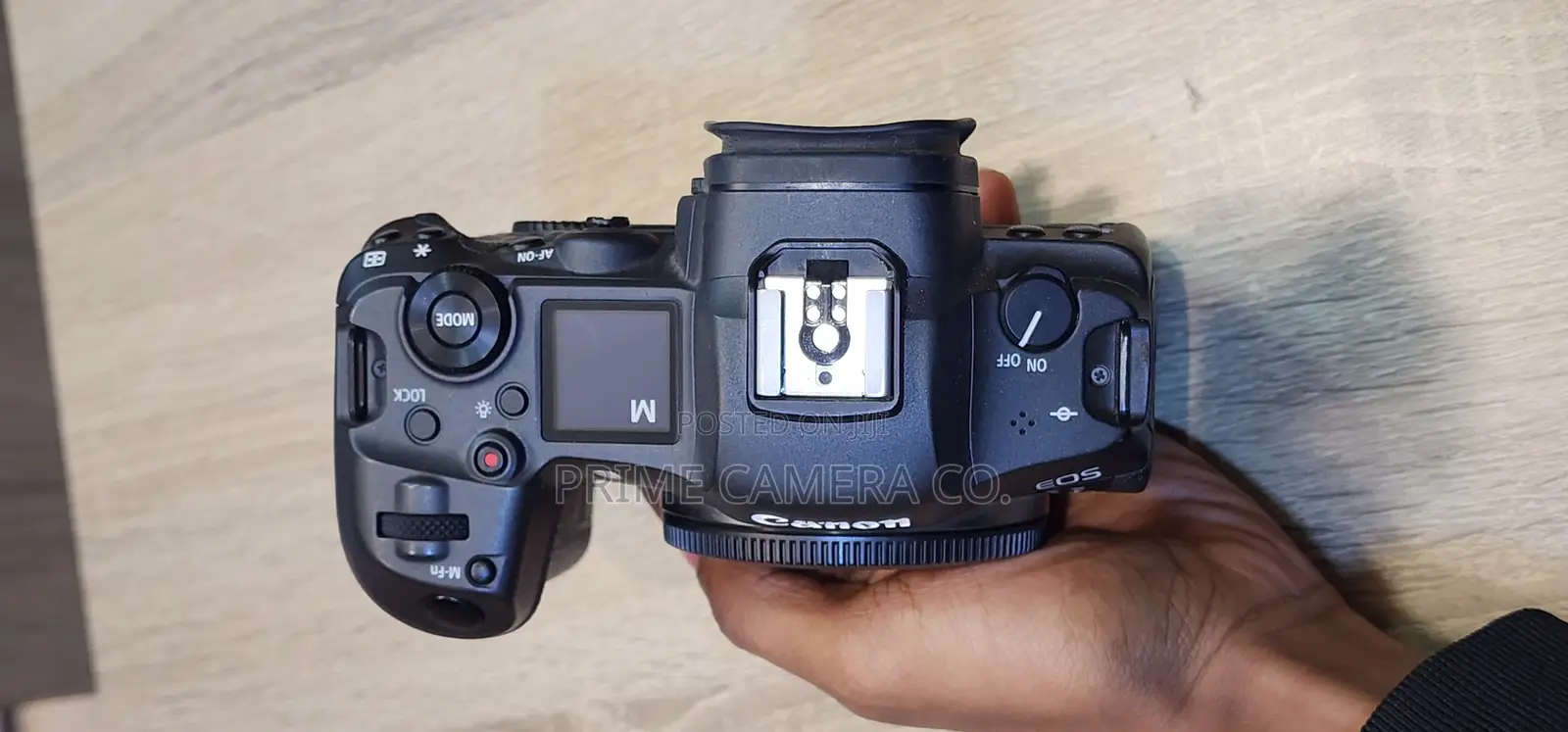 Canon Eos R5 Mirrorless Camera Body Only (Almost New)