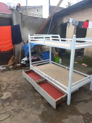 Photo - ተደራራቢ አልጋ 100