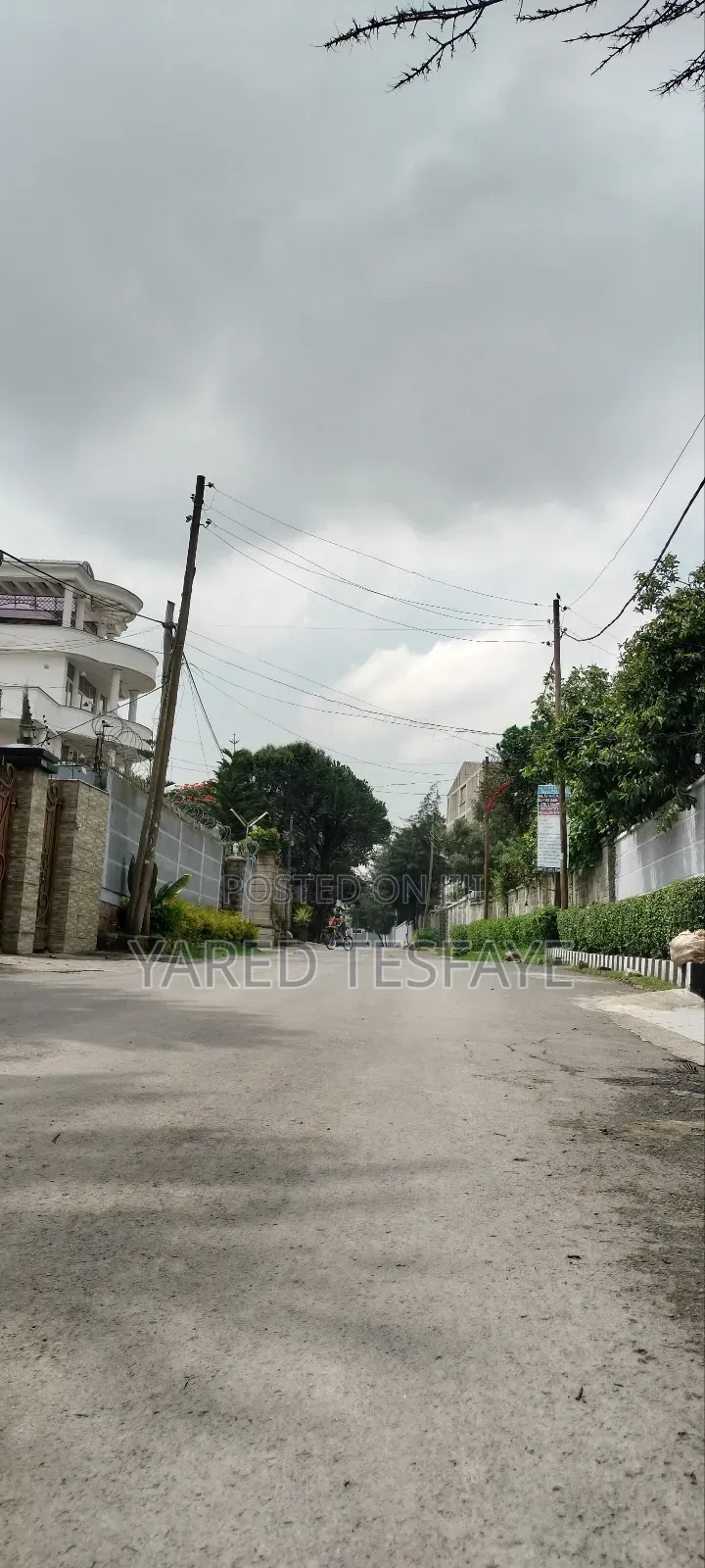 2bdrm Apartment in Prime, Bole for sale