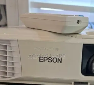 Brand New Epson Projector With Bag Model Nam