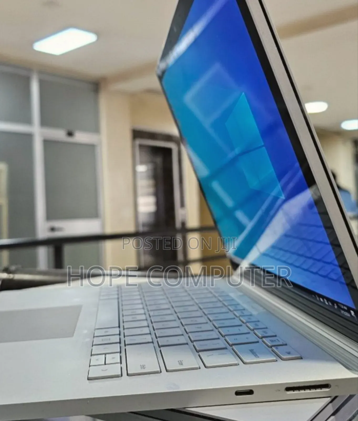 New Laptop Microsoft Surface Book 3 16GB Intel Core I7 SSD 256GB