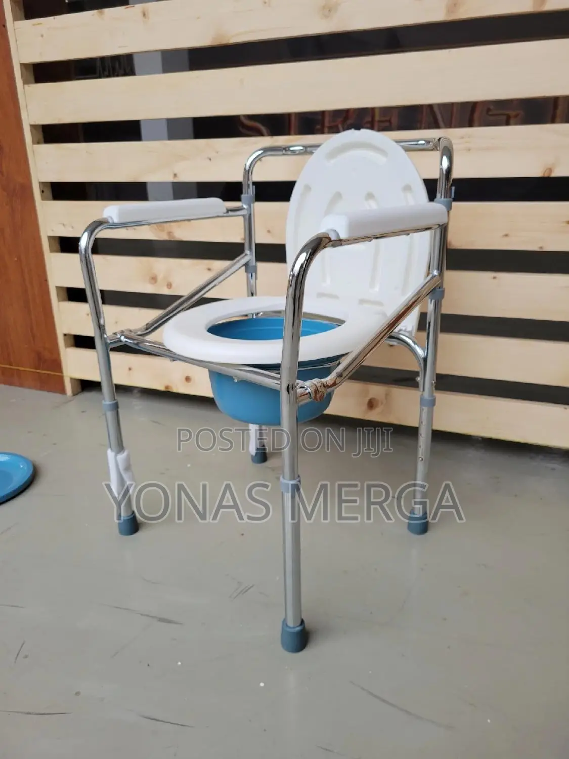 Commode Chair截፨Toilet Chair甲§Showers Wheelchair฿≡Easy Bedside Commode