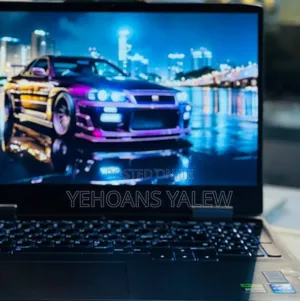 New Laptop Lenovo LOQ 15IRH8 16GB Intel Core I5 SSD 512GB