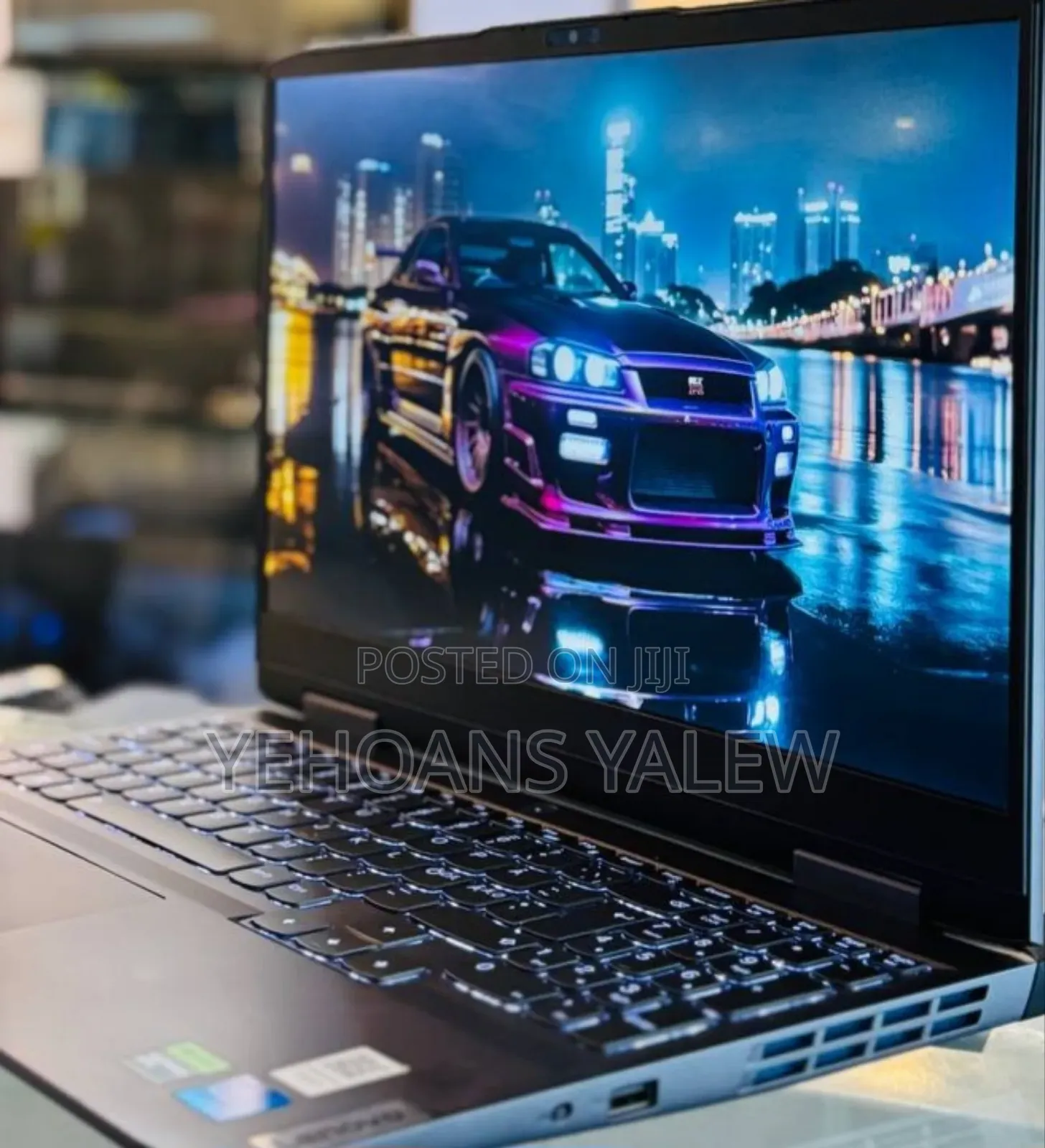 New Laptop Lenovo LOQ 15IRH8 16GB Intel Core I5 SSD 512GB