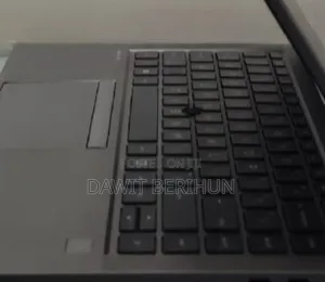 New Laptop HP ZBook Firefly 14 G7 16GB Intel Core I7 SSD 512GB