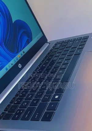 New Laptop HP Stream Notebook 8GB Intel Core I7 SSD 256GB