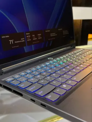 New Laptop Lenovo Yoga 7i 16GB Intel Core I7 SSD 512GB