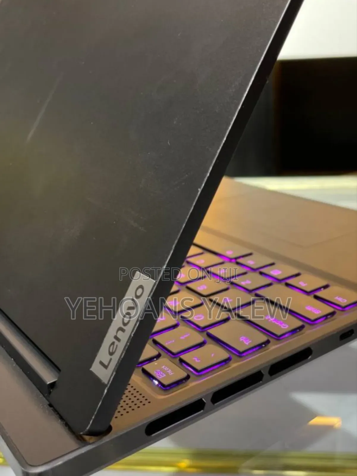 New Laptop Lenovo Yoga 7i 16GB Intel Core I7 SSD 512GB