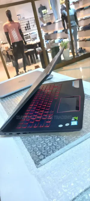 New Laptop Lenovo Legion Y520 16GB Intel Core I7 HDD 1T