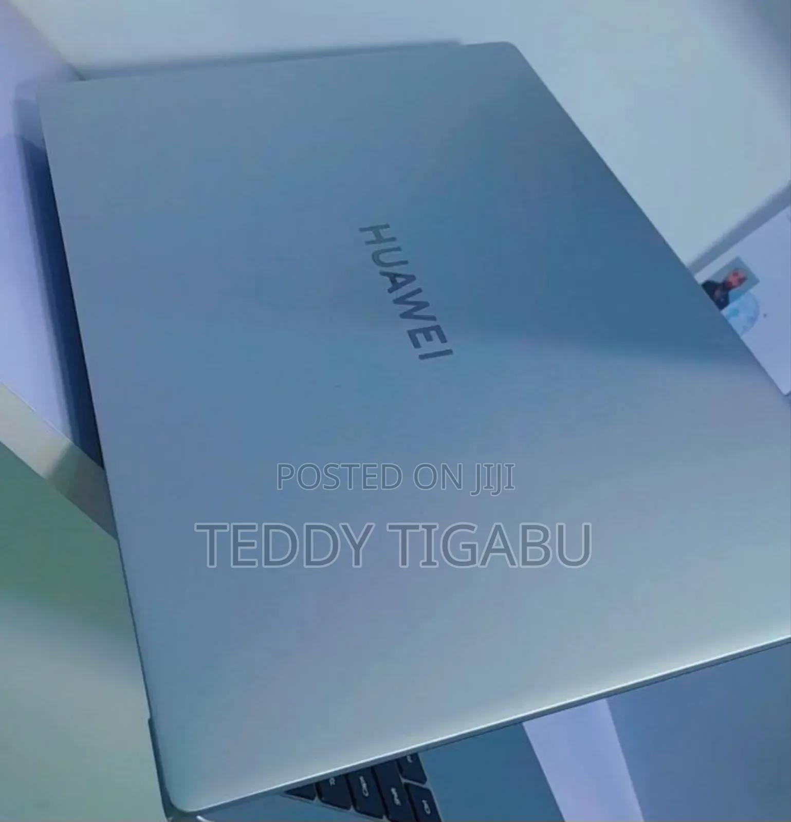 New Laptop Huawei MateBook 13 WRT-W19E 8GB Intel Core I5 SSD 512GB