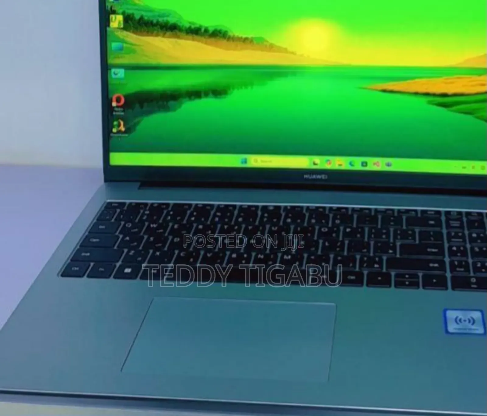 New Laptop Huawei MateBook 13 WRT-W19E 8GB Intel Core I5 SSD 512GB