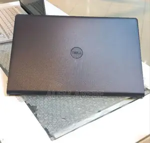Laptop Dell Vostro 3520 8GB Intel Core I5 SSD 1T