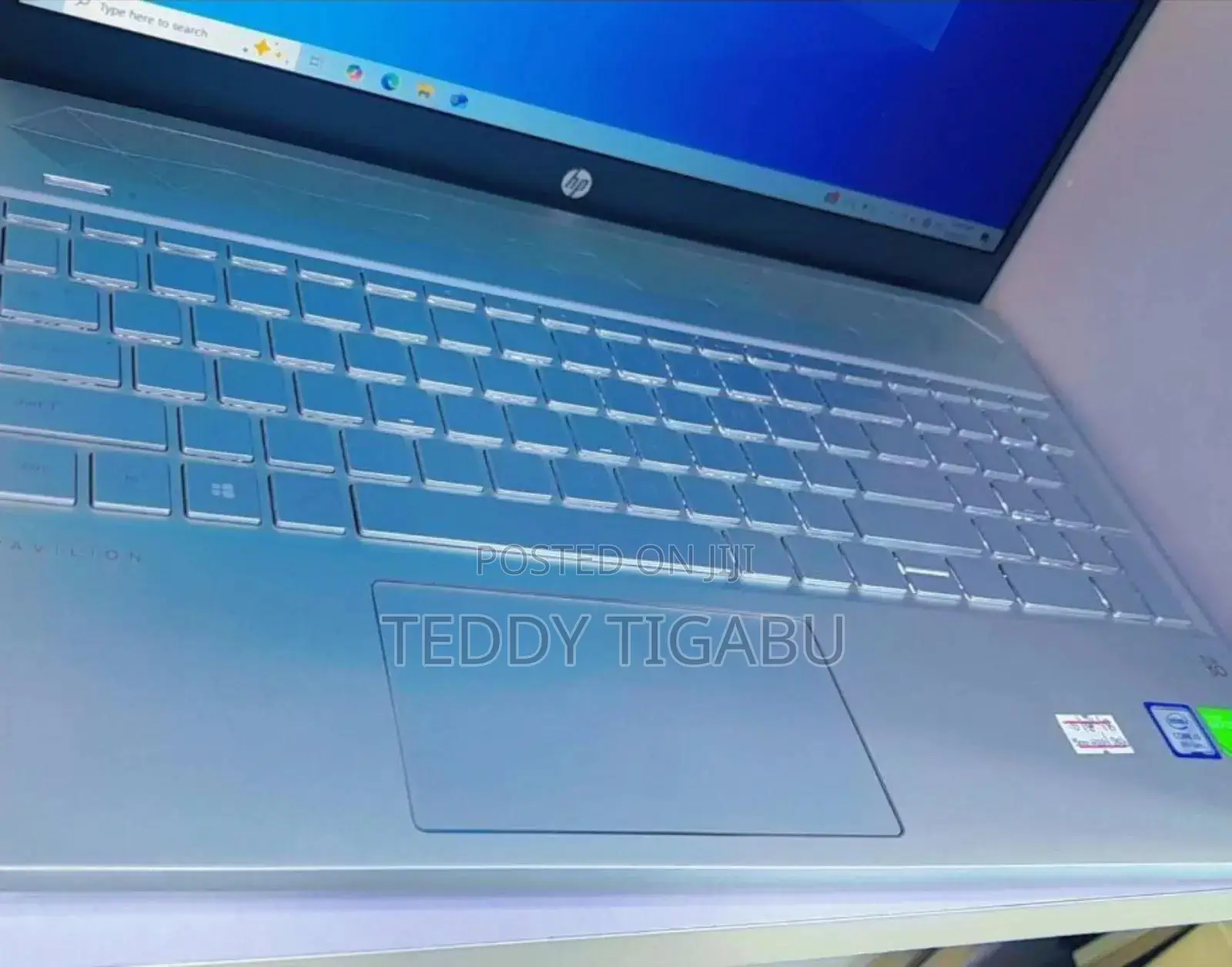 New Laptop HP Pavilion 15 8GB Intel Core I5 SSD 128GB