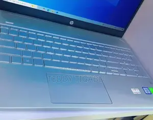 New Laptop HP Pavilion 15 8GB Intel Core I5 SSD 128GB