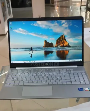New Laptop HP Stream Notebook 8GB Intel Core I7 SSD 512GB