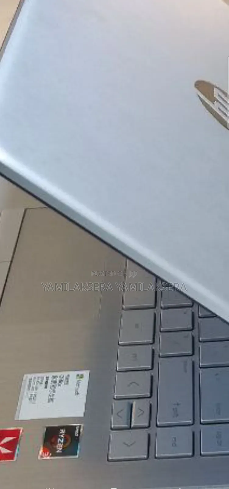 New Laptop HP Stream Notebook 8GB AMD Ryzen 3 SSD 512GB