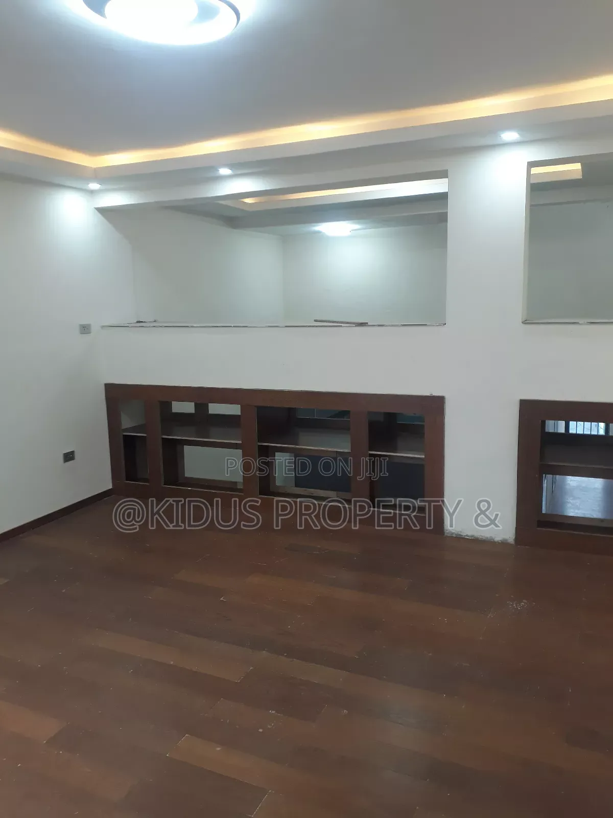 7bdrm Townhouse / Terrace in German@Gofa School, Nifas Silk-Lafto