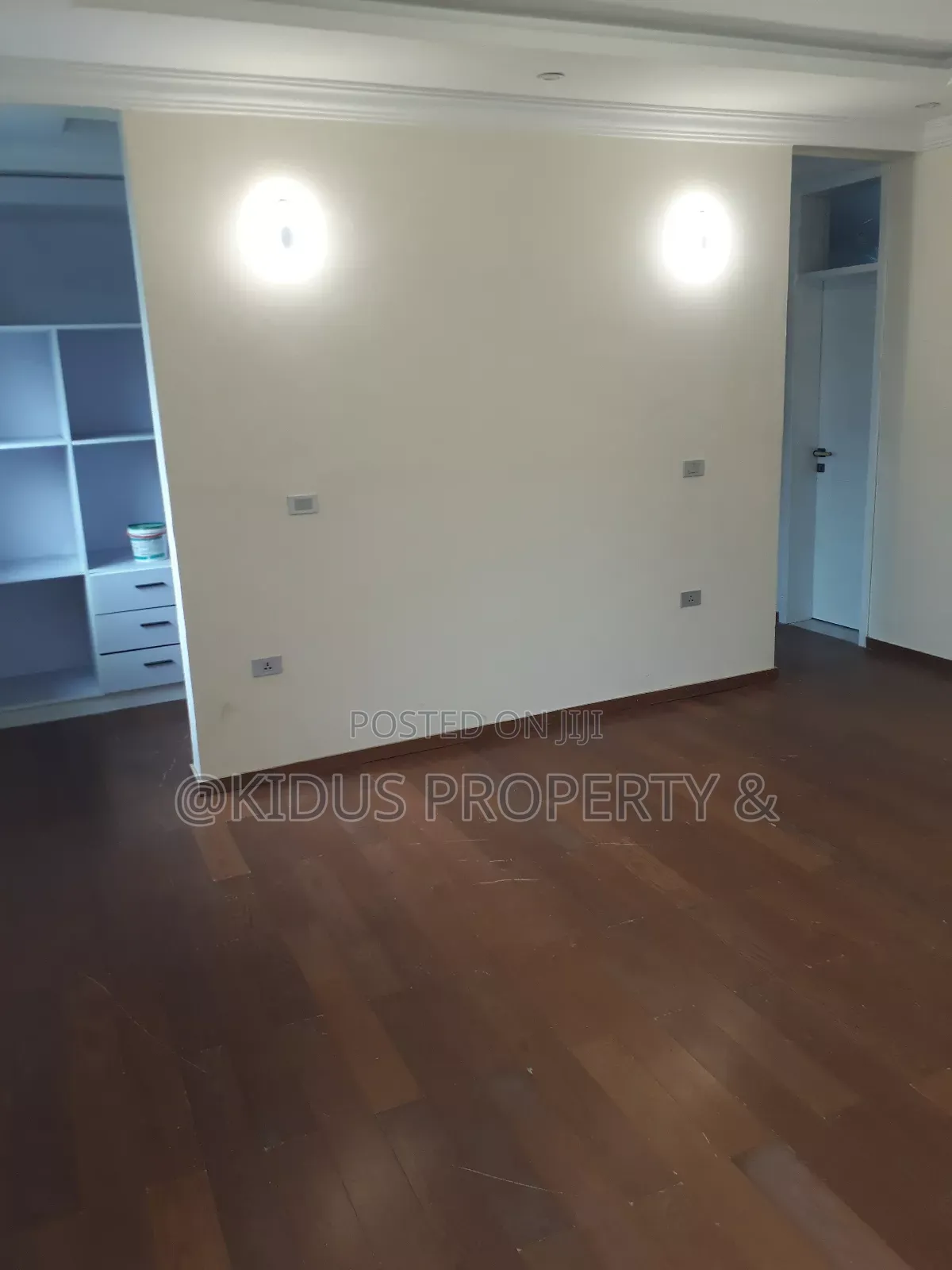 7bdrm Townhouse / Terrace in German@Gofa School, Nifas Silk-Lafto