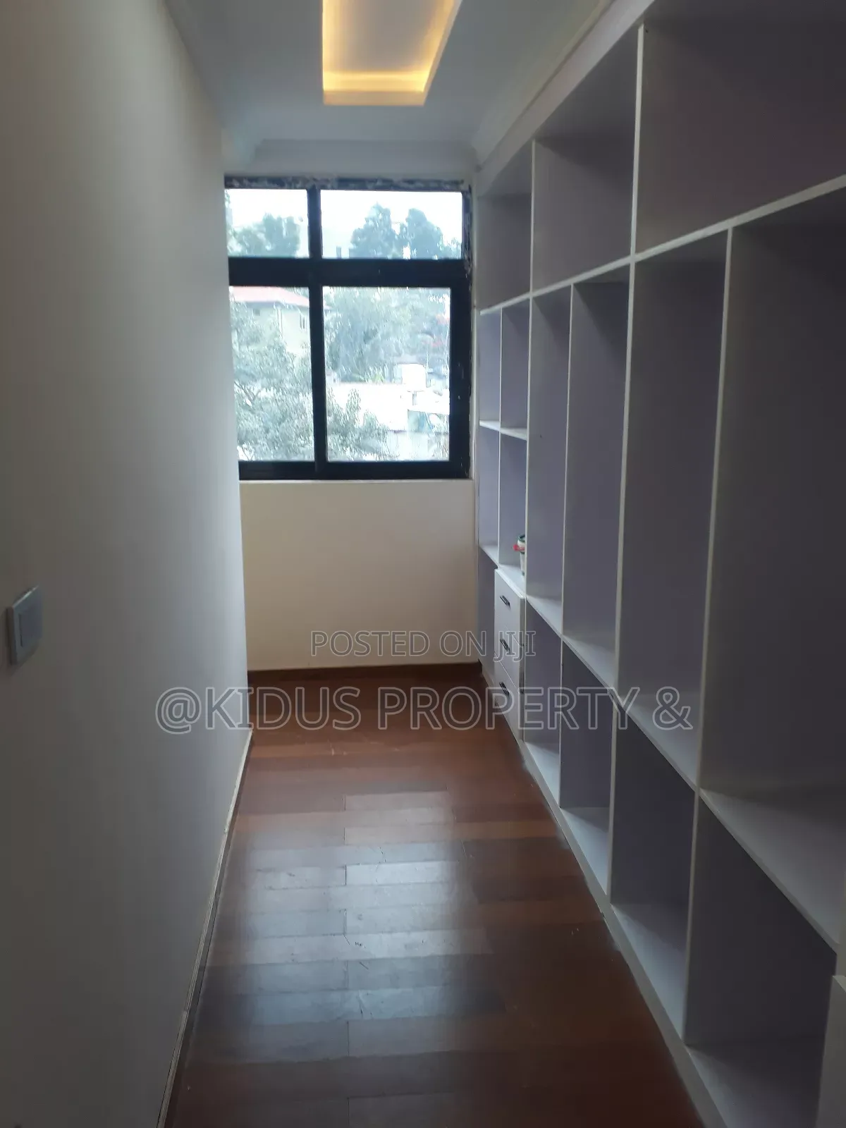 7bdrm Townhouse / Terrace in German@Gofa School, Nifas Silk-Lafto