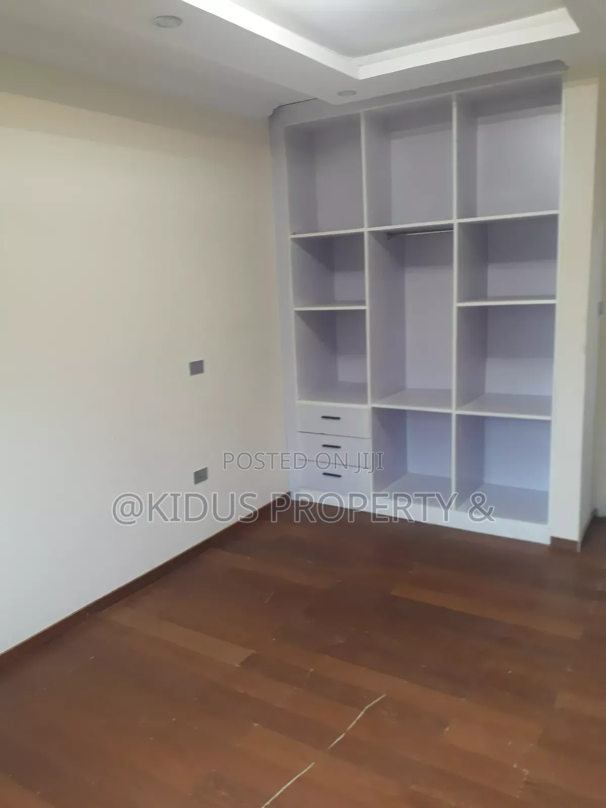 7bdrm Townhouse / Terrace in German@Gofa School, Nifas Silk-Lafto