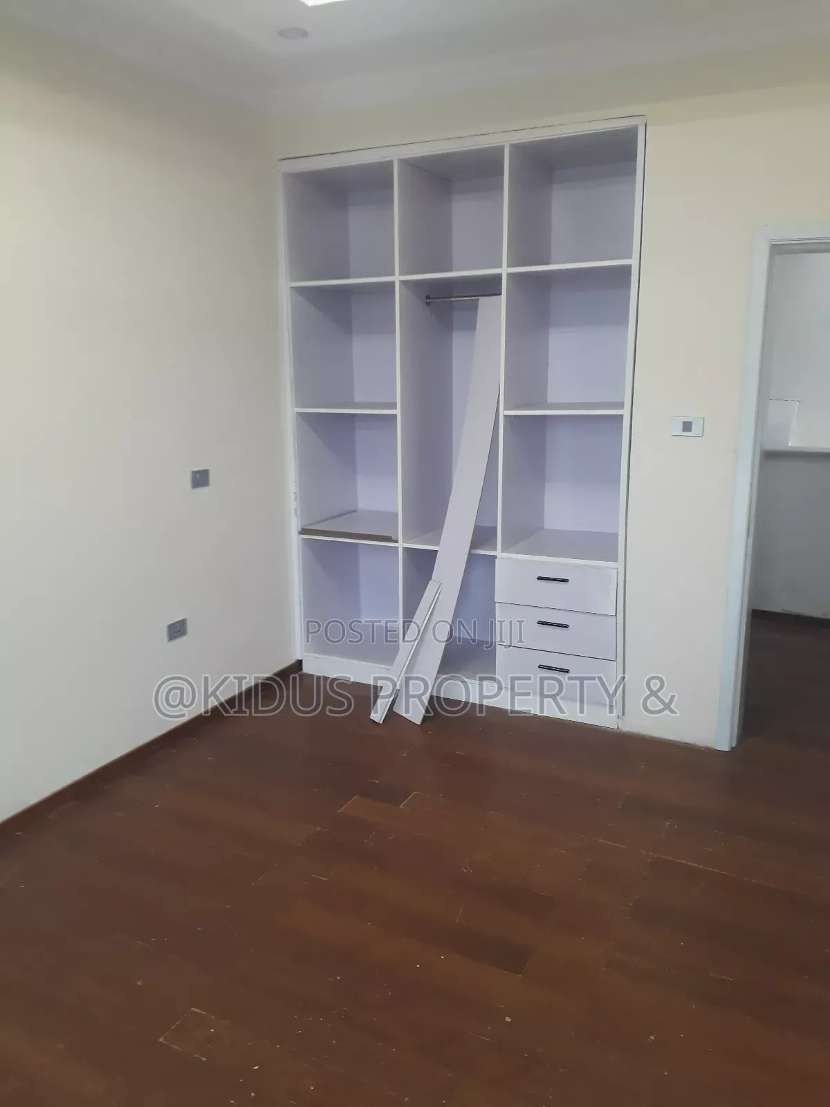 7bdrm Townhouse / Terrace in German@Gofa School, Nifas Silk-Lafto