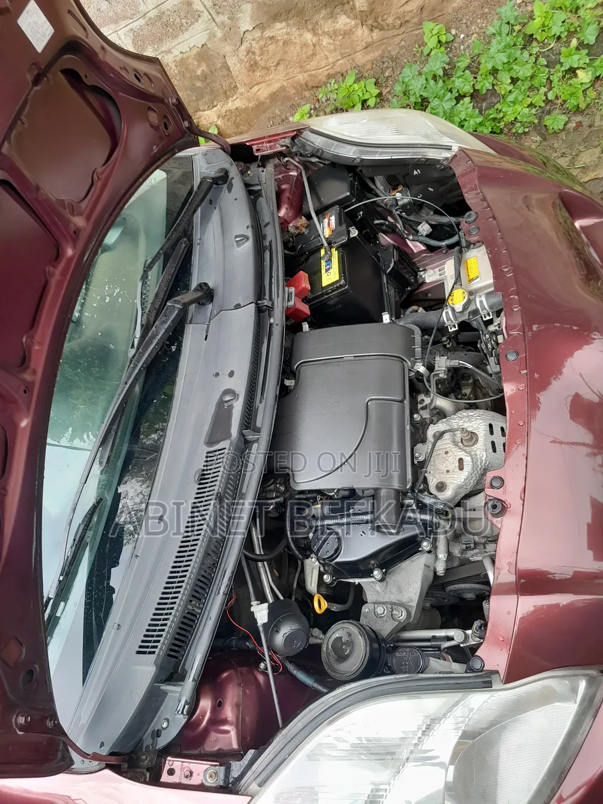 Toyota Vitz 1.0 FWD 5dr 2010 Burgundy