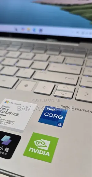 New Laptop HP Envy X2 16GB Intel Core I5 SSD 512GB