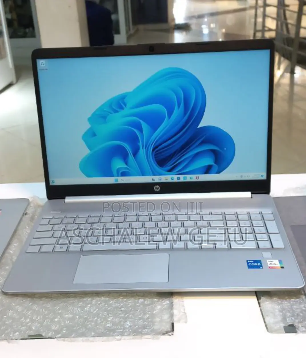 New Laptop HP Stream Notebook 8GB Intel Core I5 SSD 512GB