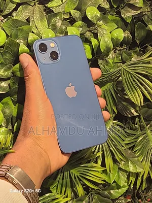 Apple iPhone 13 128 GB