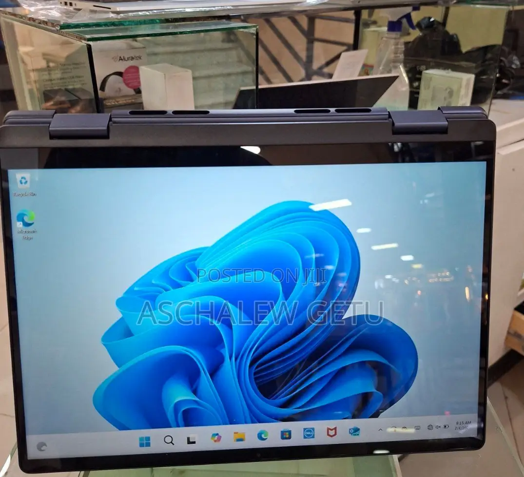 New Laptop Dell Inspiron 15 16GB AMD Ryzen 7 SSD 1T