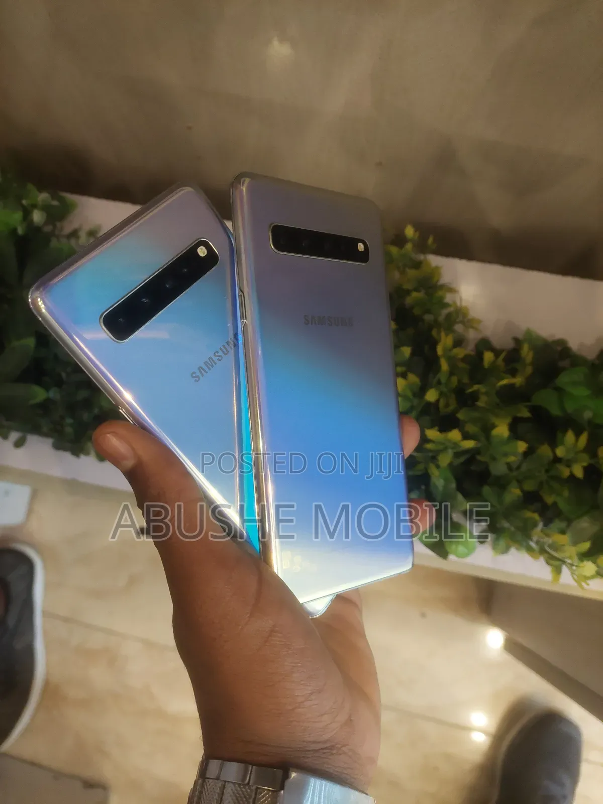 New Samsung Galaxy S10 5G 256 GB White