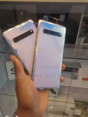 New Samsung Galaxy S10 5G 256 GB White