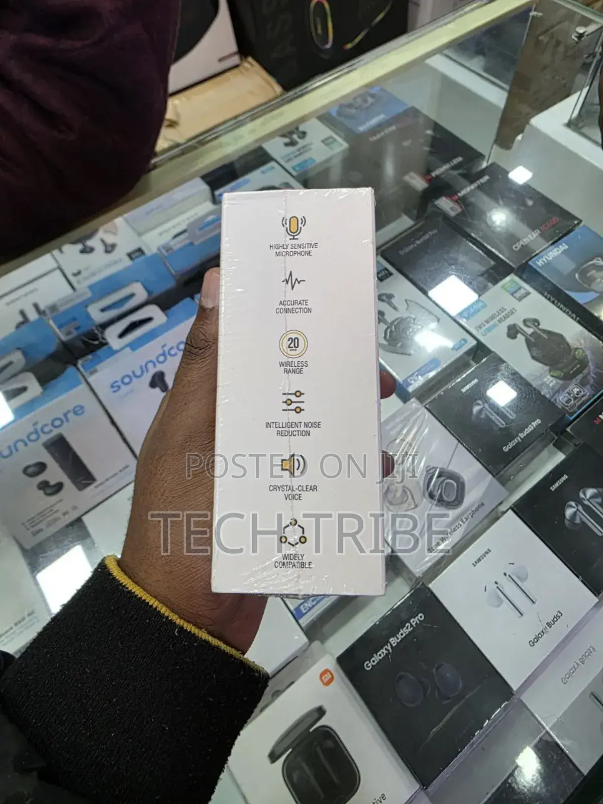 Sx21 Wireless Microphone Features Quiet Anc and 20m Wireless Range.