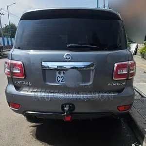 Nissan Patrol 2017 Gray