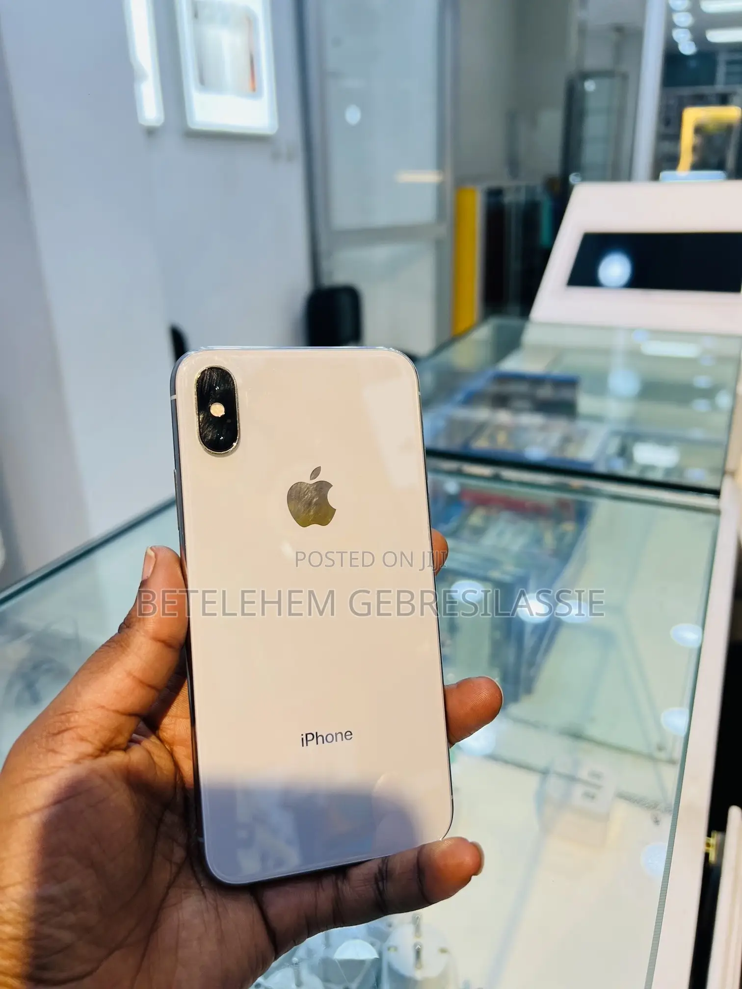 Apple iPhone X 256 GB White