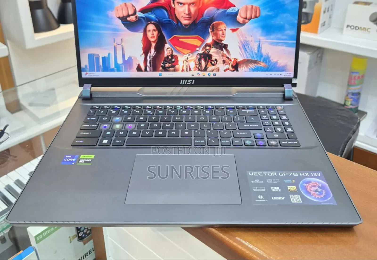 New Laptop MSI Vector GP68 HX 13V 16GB Intel Core I9 SSD 1T