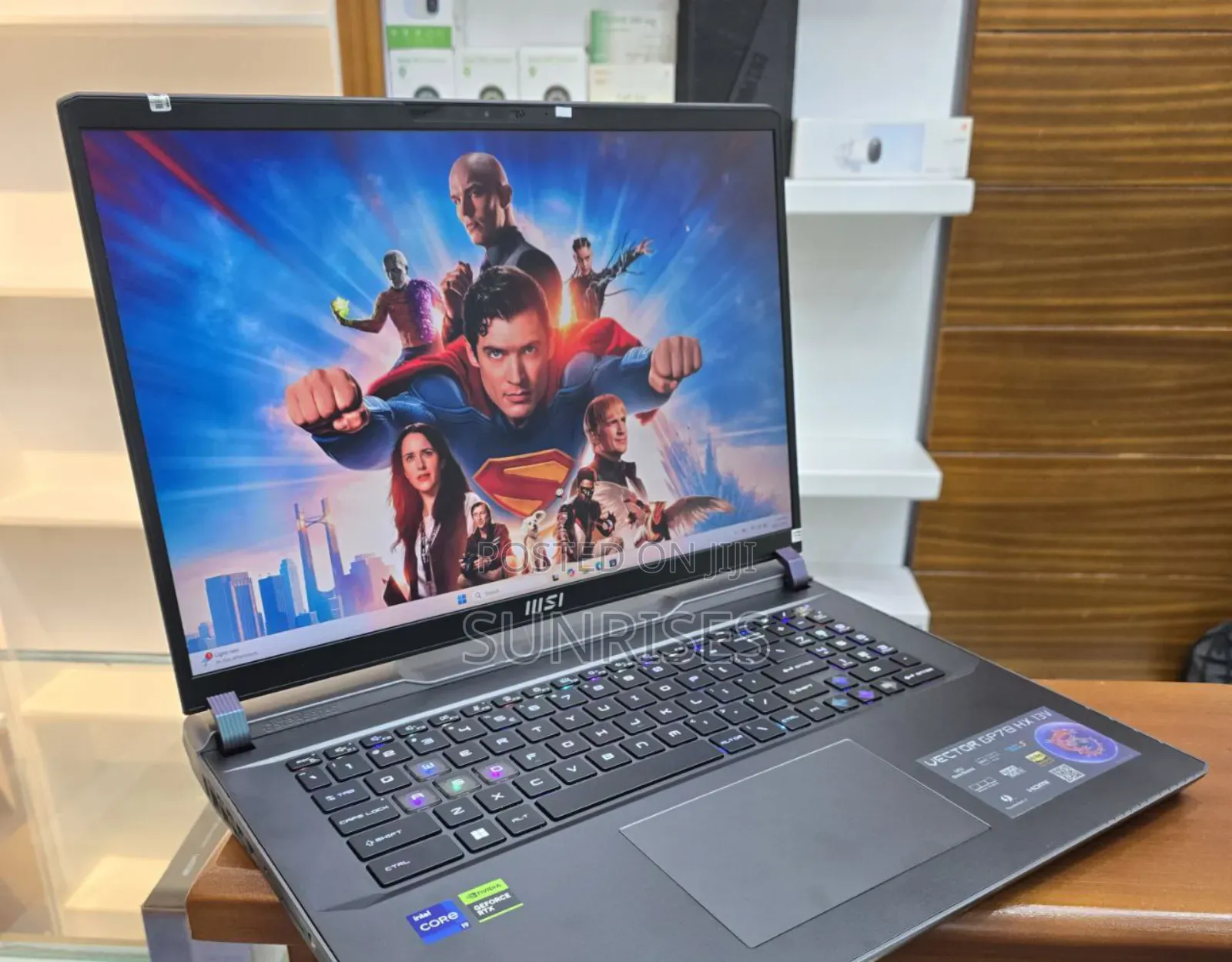 New Laptop MSI Vector GP68 HX 13V 16GB Intel Core I9 SSD 1T