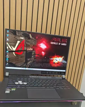 New Laptop Asus ROG Strix G15 16GB AMD Ryzen 9 SSD 1T