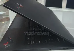 Photo - New Laptop Lenovo ThinkPad X1 Carbon 16GB Intel Core I7 SSD 512GB