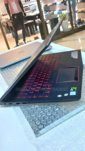 Photo - New Laptop Lenovo Legion Y520 16GB Intel Core I7 HDD 1T