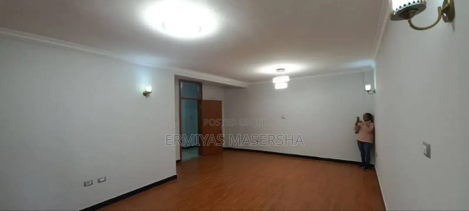 3bdrm Apartment in Yeka for sale